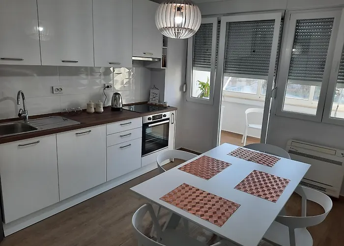 Fibula Modern Apartment Zadar * Zára